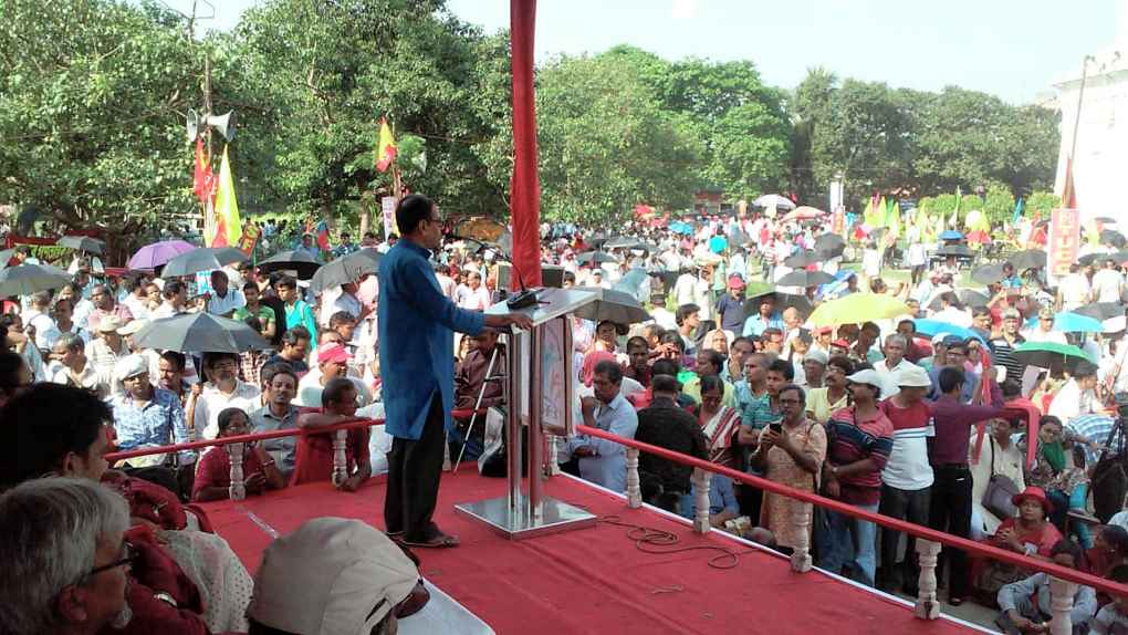 বিপিএমও-র রাজ্যব্যাপী অধিকার যাত্রার সমাপ্তিতে শহীদ মিনারে কেন্দ্রীয় জমায়েত
