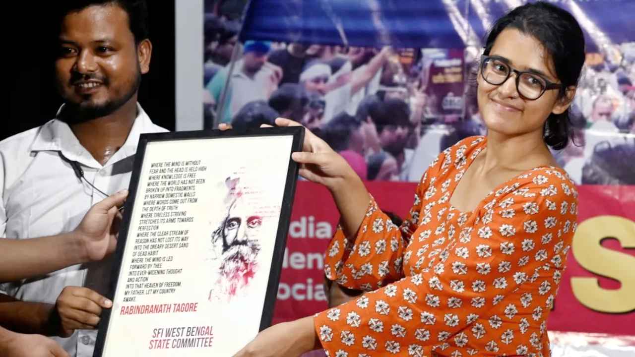 आजादी का नारा राष्ट्र-विरोधी नहीं